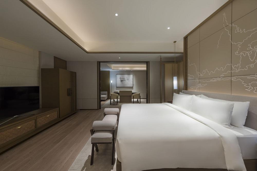 Pan Pacific 5*